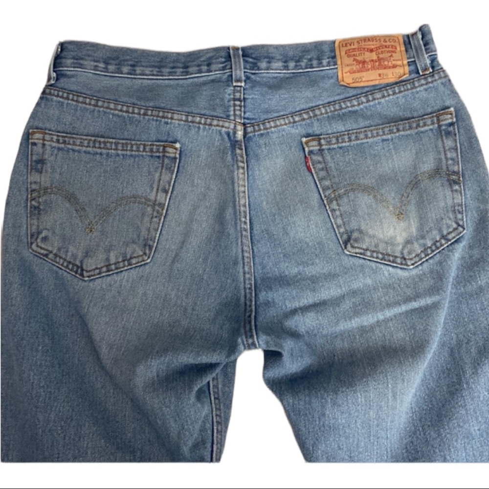 Men’s LEVI STRAUSS & CO regular fit 505 jeans. 36x30